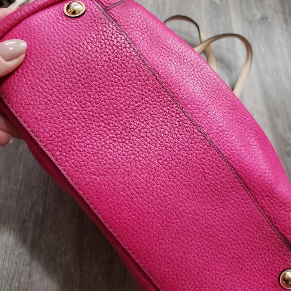 Michael Kors Pink Pebbled Leather Jet Set Tote - Picture 10 of 13